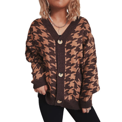 Dames cardigan en tricot confortable avec un motif en pied-de-poule moderne et des détails de boutons Chic und Stil