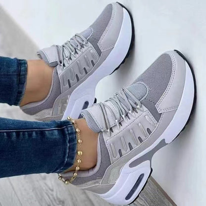 Chaussures de sport contemporaines pour femmes Chic und Stil