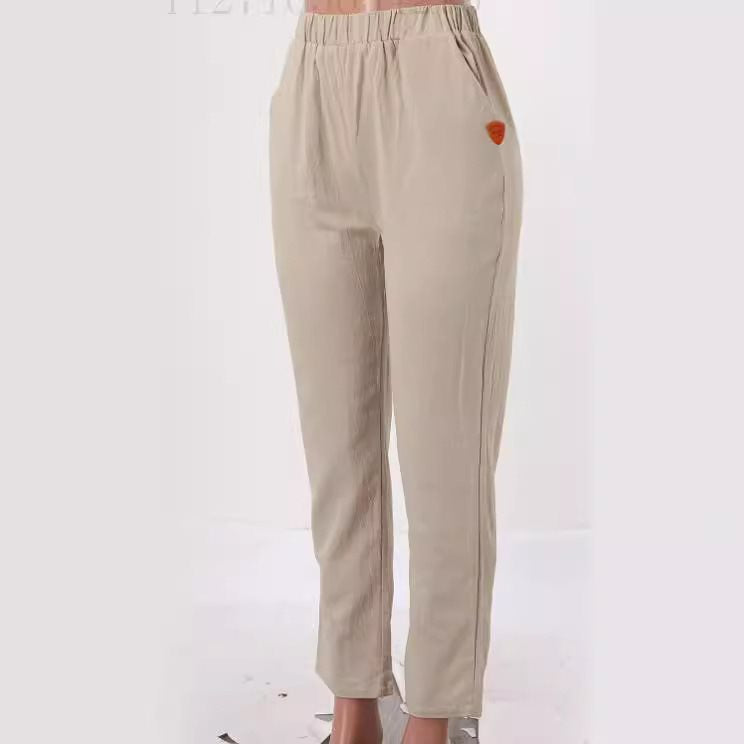 Casual linen pants for women with elastic waistband and practical side pockets Chic and Style