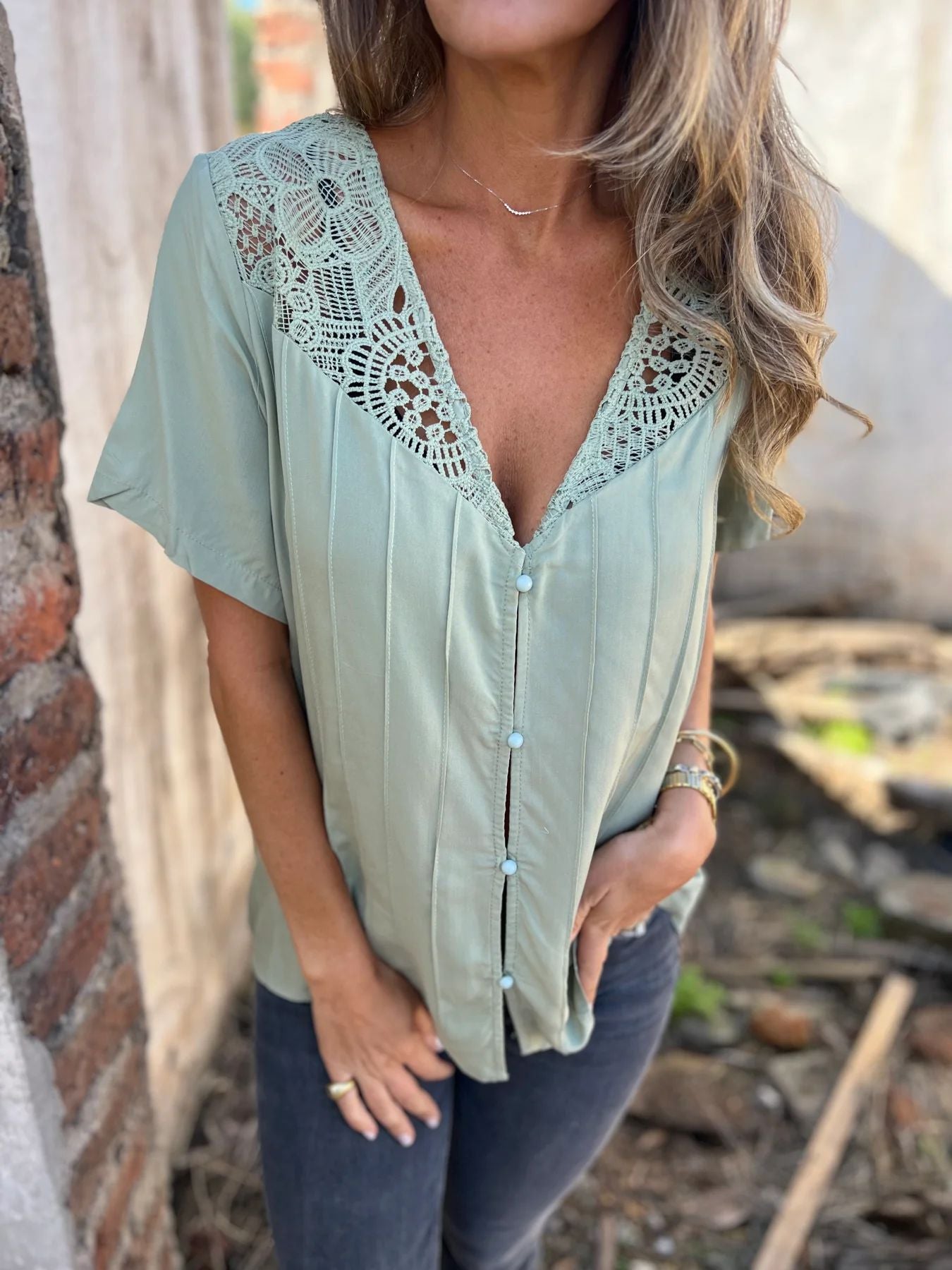 Chemisier femme avec col en dentelle Chic und Stil