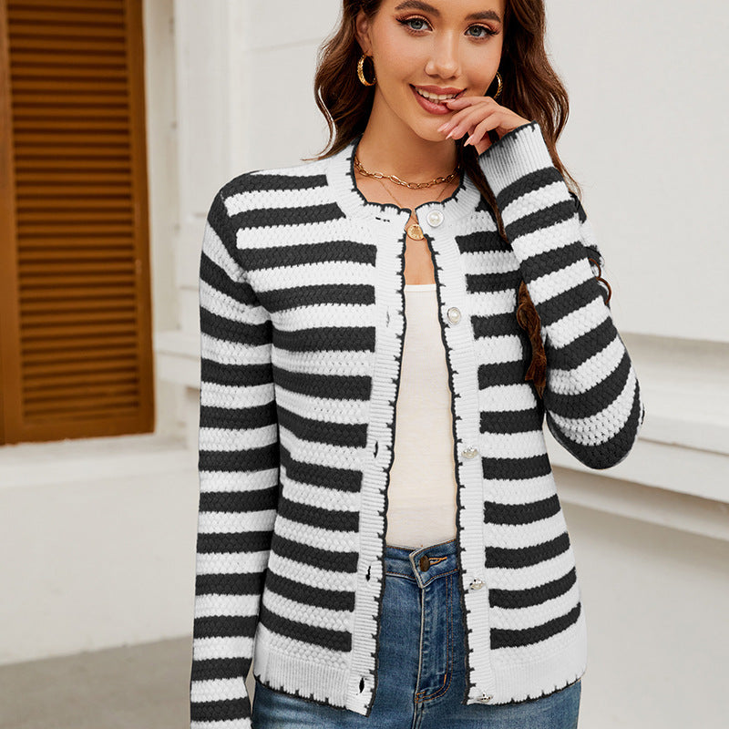 Dames cardigan à la mode avec des rayures uniques et un design texturé Chic und Stil