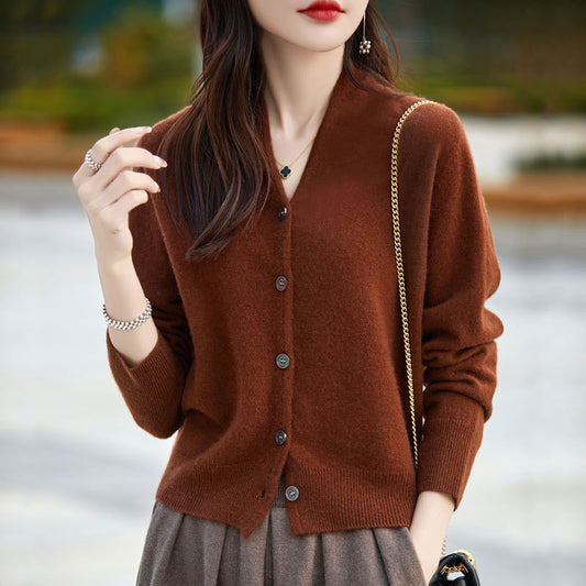 Cardigan en cachemire pour femmes avec des détails de boutons élégants et décolleté en V Chic und Stil