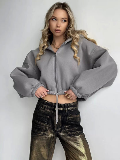 Dames cropped hoodie avec des manches volumineuses Chic und Stil