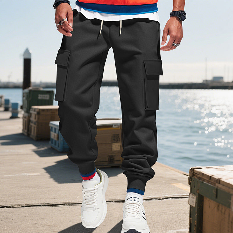 Men's cargo pants with elastic waistband and practical side pockets Chic and style