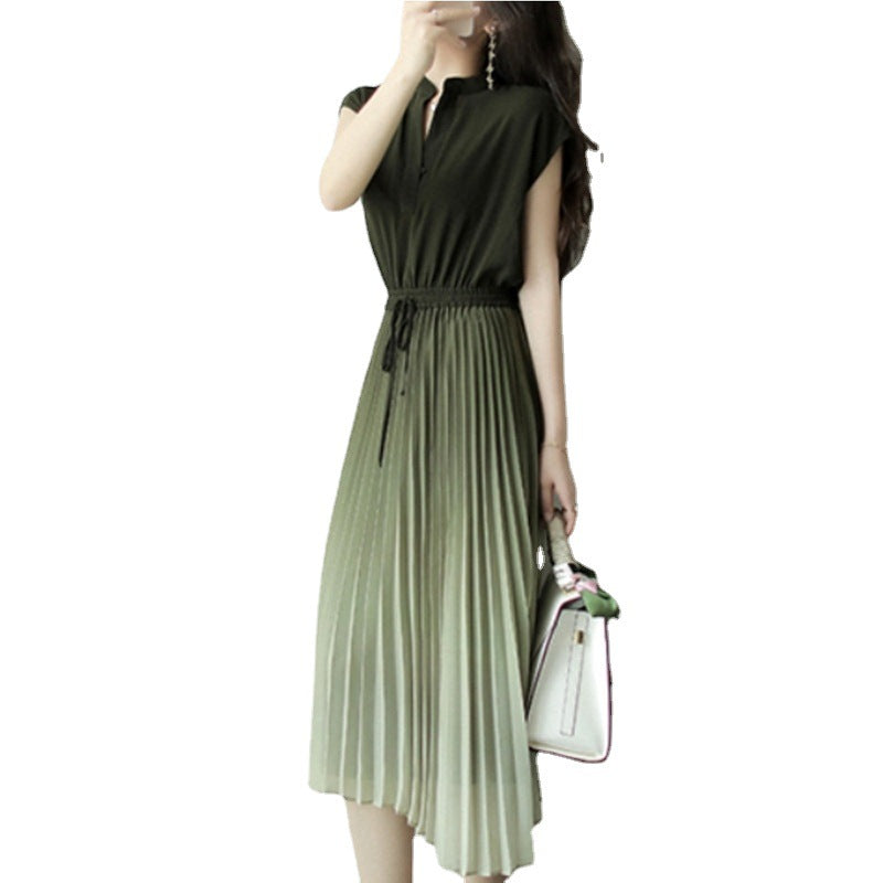 Robe midi plissée pour femmes avec détails de bouton Chic und Stil
