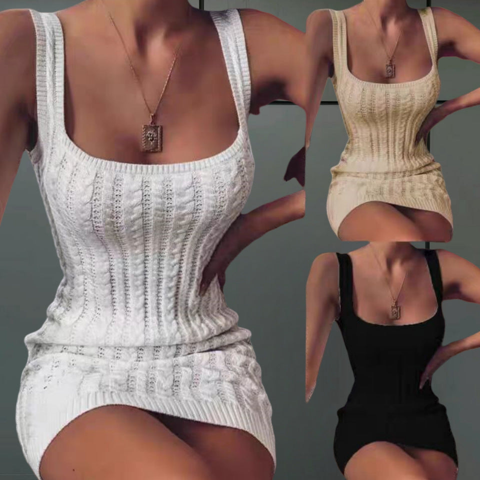 Robe en tricot pour dames avec un design sans épaules et des détails de volants raffinés Chic und Stil