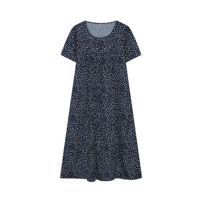 Robe midi femme à fleurs avec design plissé Chic und Stil