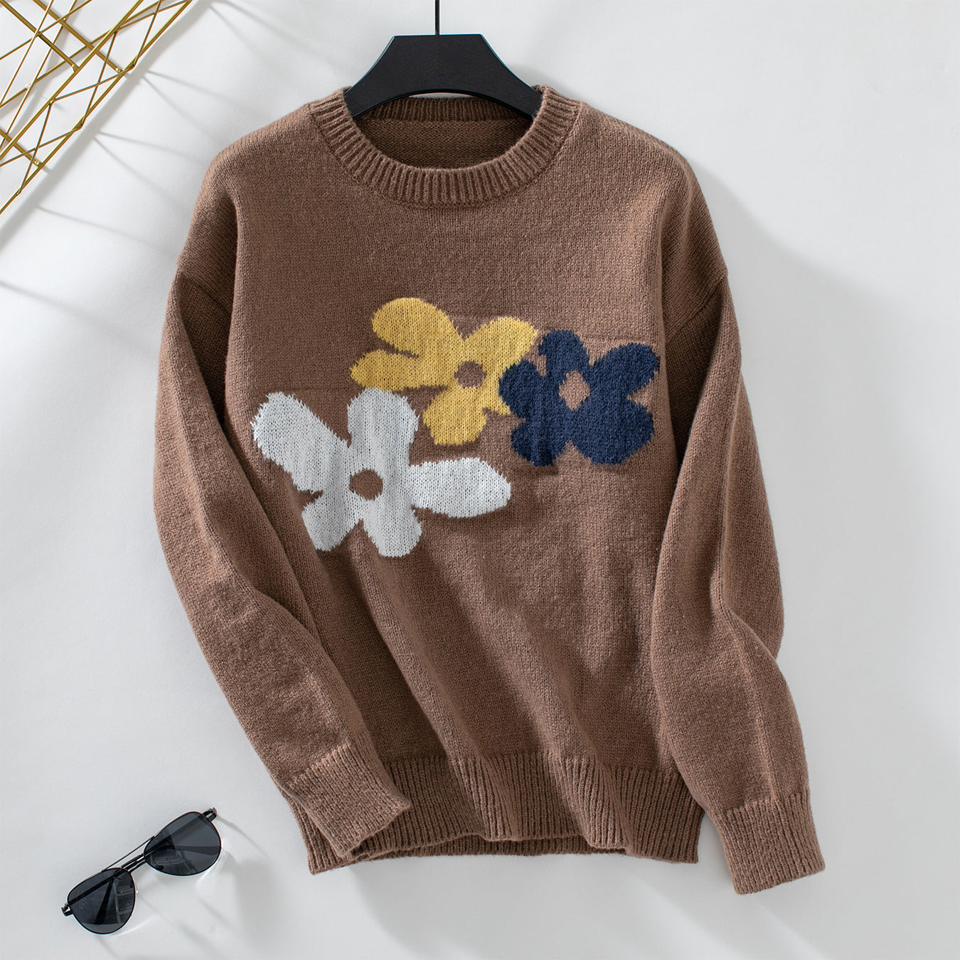 Pull décontracté pour femmes avec motifs floraux et col rond Chic und Stil