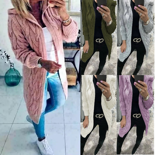 Cardigan femme en gros tricot avec capuche et motif torsadé Chic und Stil