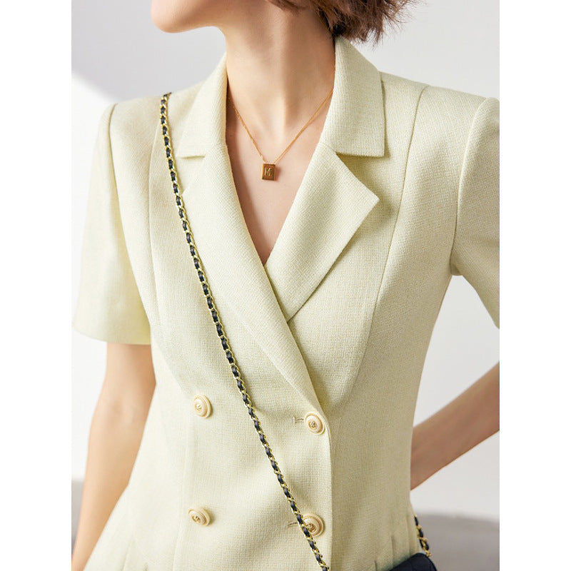 Robe A-ligne ajustée à double boutonnage pour femmes Chic und Stil
