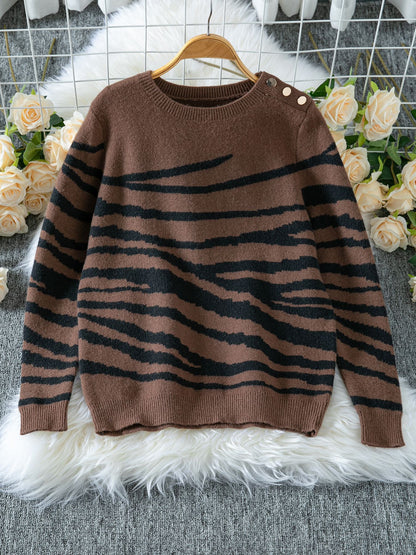 Pull en tricot confortable pour femmes avec un motif moderne de rayures zèbre et une coupe confortable Chic und Stil