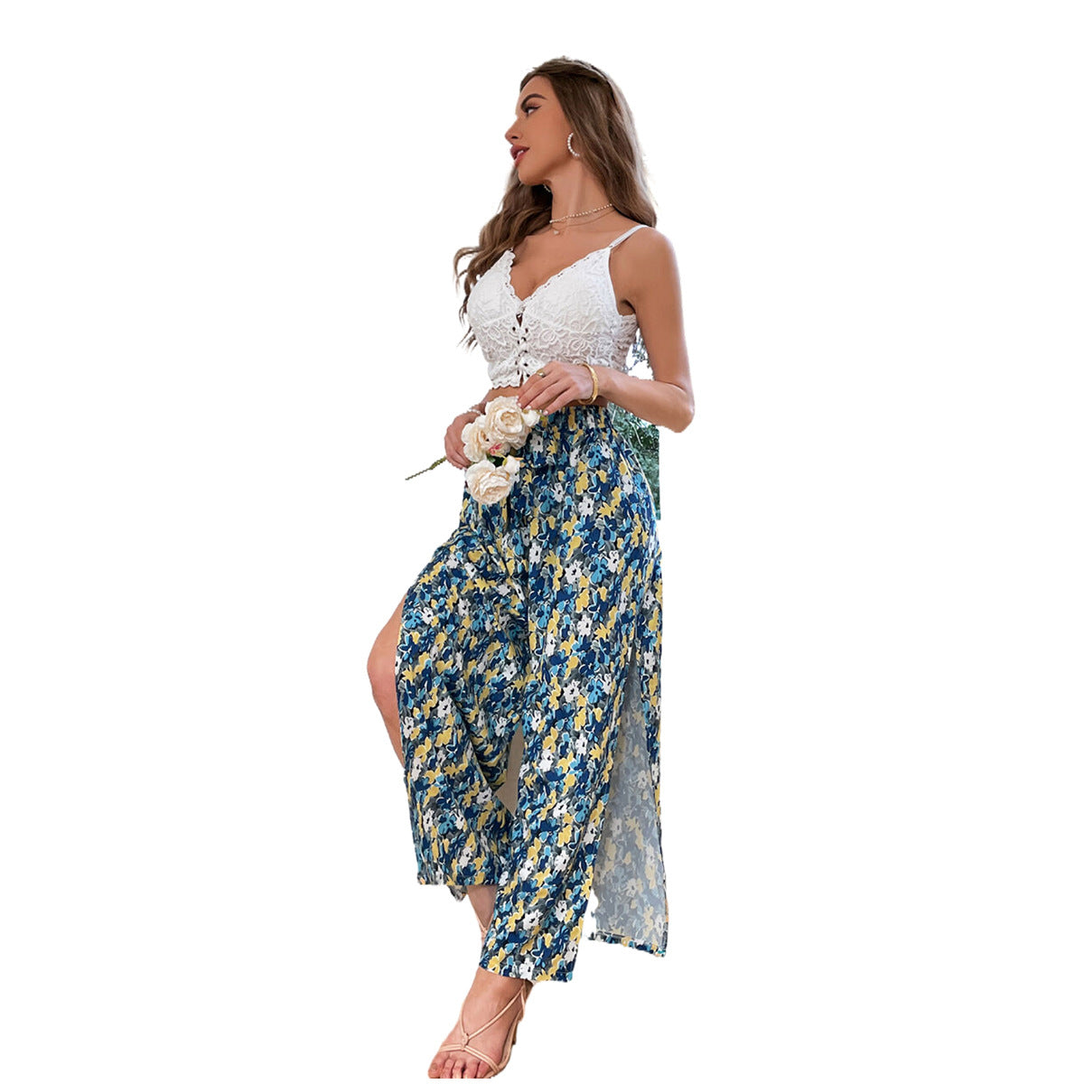 Maxi pants for women with floral design and side slit Chic and Style