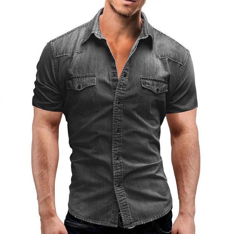 Chemise en denim à manches courtes pour hommes avec poches à rabat classiques Chic und Stil