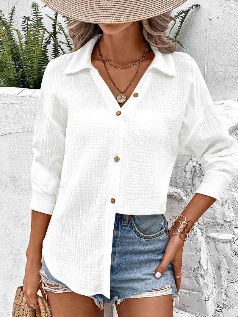 Chemise en coton aérienne pour femmes avec des accents boutonnés et une coupe élégante Chic und Stil