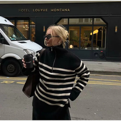 Pull en tricot pour femmes avec col montant de Chic und Stil