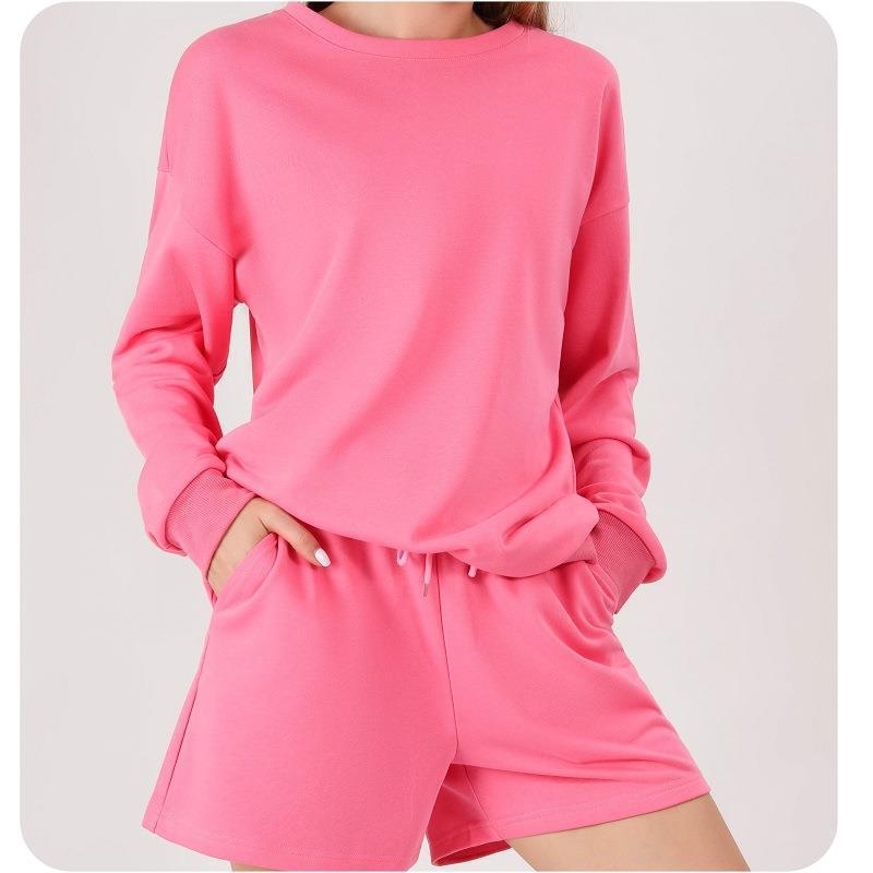 Dames ensemble décontracté de sweat-shirt et de shorts Chic und Stil