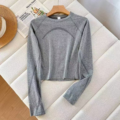 Chemise à manches longues sportive pour femme avec des matériaux respirants Chic & Stil