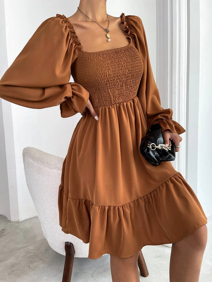 Robe à manches bouffantes pour femmes avec détails en dentelle et haut élastique Chic und Stil