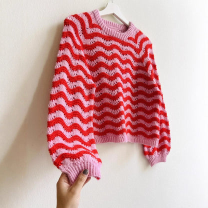 Pull en tricot pour femmes avec motif ondulé et coupe généreuse Chic und Stil