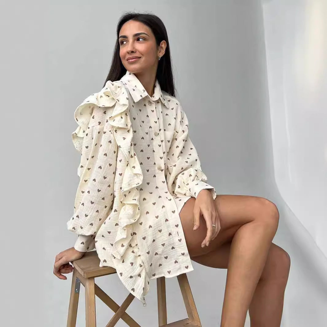 Ensemble haut à manches courtes et shorts pour femmes avec motif en cœur Chic und Stil