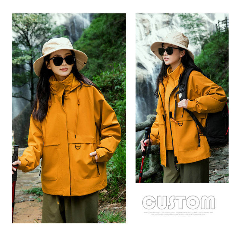 Functional jacket for men with adjustable hood and waterproof material Chic and Style