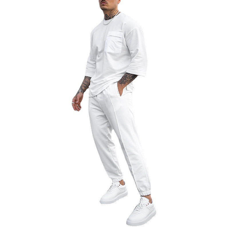 Casual sports set for men with oversized t-shirt and comfortable jogger pants Chic and Style