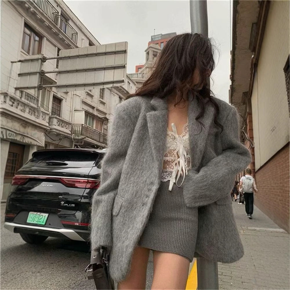 Ladies Fashion Oversized Jacket with Luxurious Lining Chic and Style