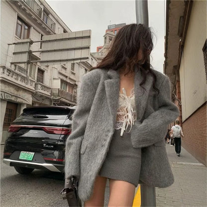 Ladies Fashion Oversized Jacket with Luxurious Lining Chic and Style