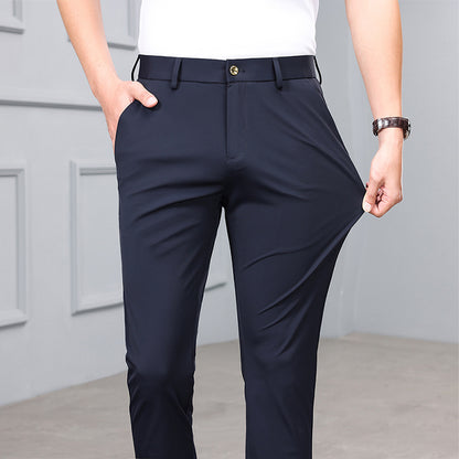 Comfortable stretch pants for men with a practical fit Chic and Style