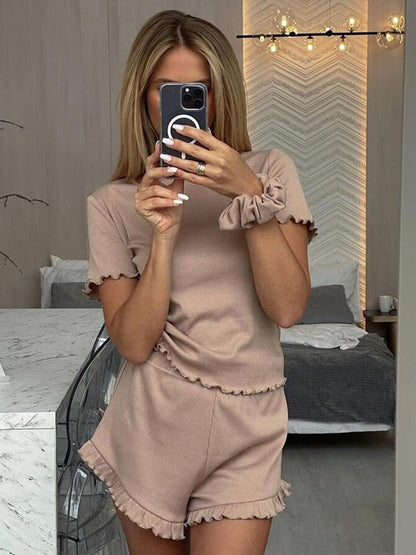 Ensemble décontracté à manches courtes pour femmes avec shorts à franges et haut Chic und Stil