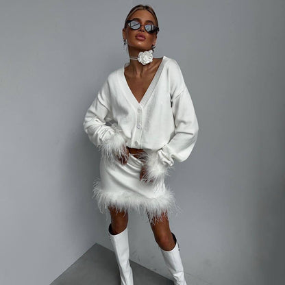 Dames Cardigan douillet avec des détails en plumes élégants Chic und Stil