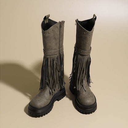 Bottes au-dessus du genou pour femmes avec un design frangé à la mode et un profil robuste Chic und Stil