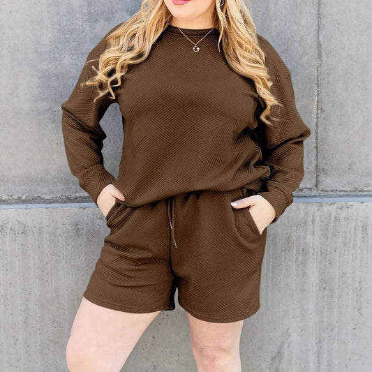 Ensemble de sweat-shirt décontracté et de shorts pour dames Chic und Stil