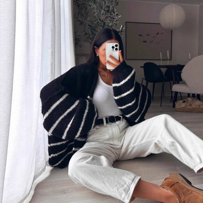 Dames pull long oversized avec design rayé et manches volumineuses Chic und Stil