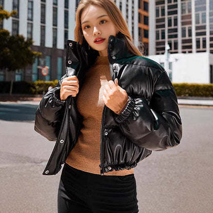 Dames doudoune d'hiver matelassée à coupe courte et poignets pratiques Chic und Stil