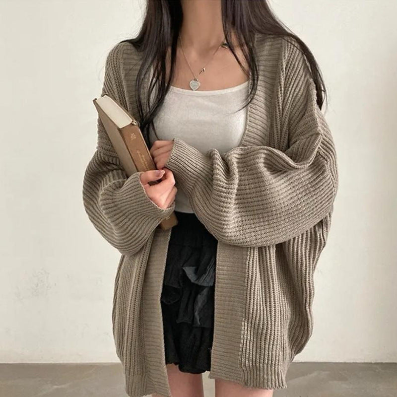 Cardigan en maille douce pour femmes avec une coupe décontractée et des manches posées Chic und Stil