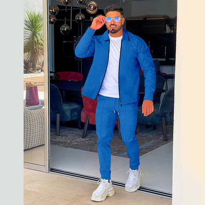 Men's sports training set with a textured long sleeve top and comfortable jogger pants Chic und Stil