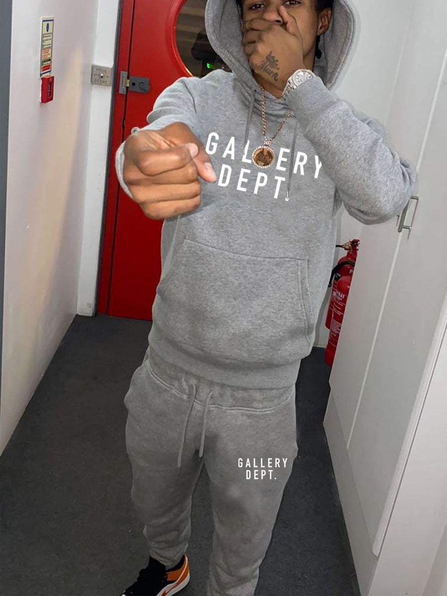 Sweatshirt and Jogging Pants Set for Men with Modern Chic Logo and Style