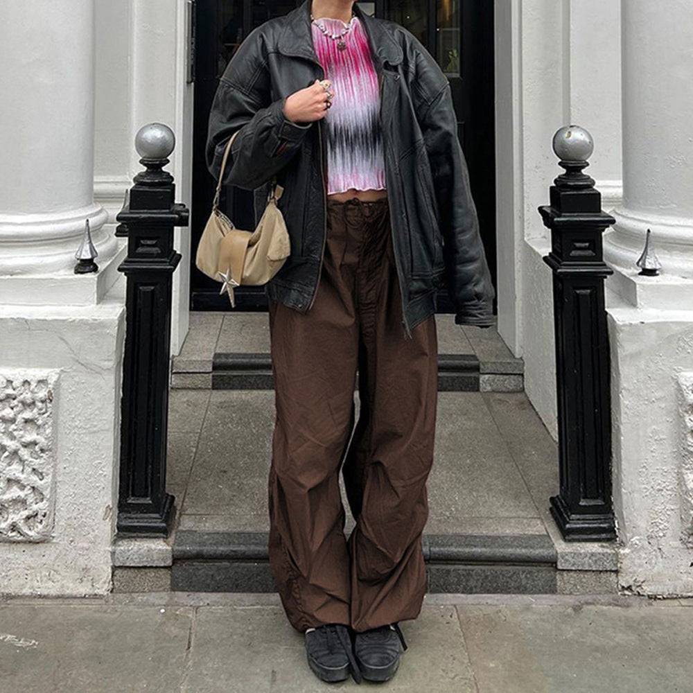 Loose cargo pants for women with elastic waist and practical pocket design Chic und Stil