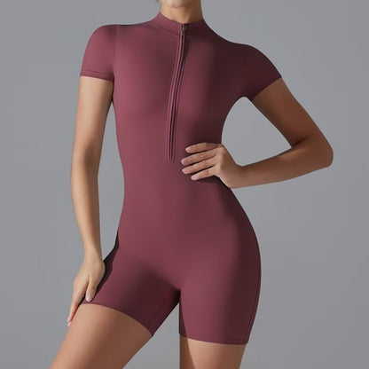 Dames combinaison courte avec col montant et fermeture éclair Chic und Stil