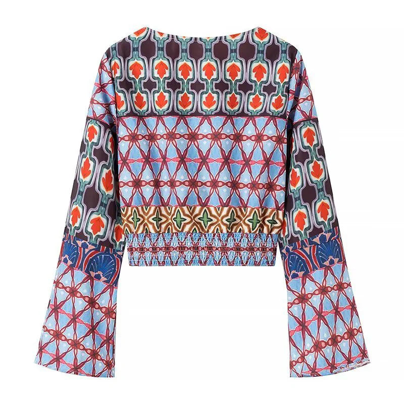 Wide pants for women with colorful pattern and elastic waist Chic and Style