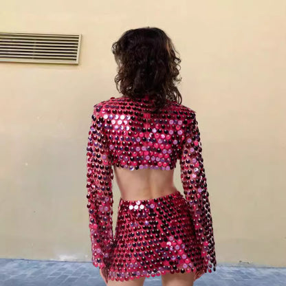 Robe courte élégante pour femmes avec manches transparentes et ornements en sequins Chic und Stil