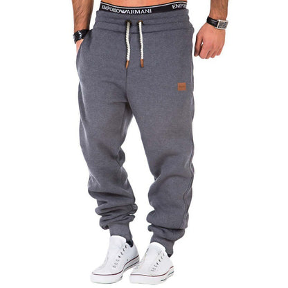 Casual sweatpants for men with elastic waistband and practical pockets Chic and Style