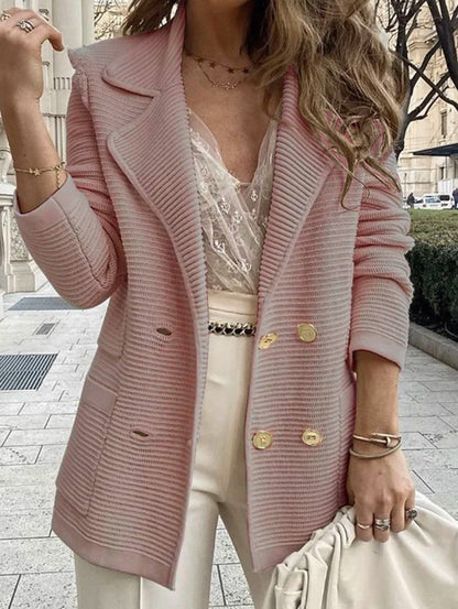 Blazer en tricot pour femmes avec double rangée de boutons et design structuré Chic und Stil