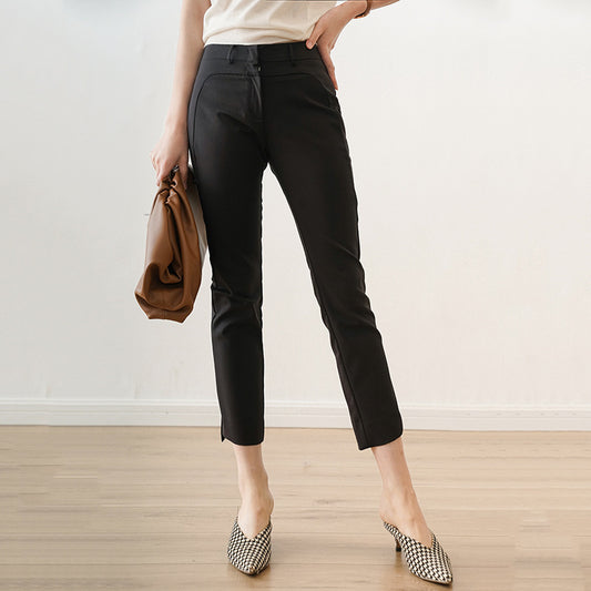 Pantalon de bureau pour femmes, ajusté et longueur cheville Chic und Stil