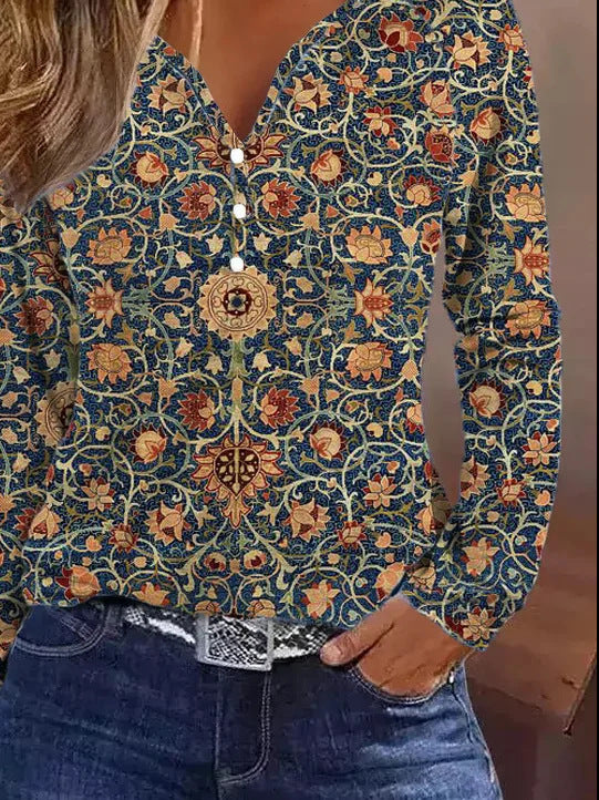 Chemisier long élégant pour femmes avec dégradé graphique et détails de boutons Chic und Stil