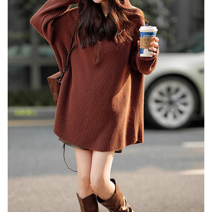 Robe à capuche en tricot côtelé confortable pour femmes Chic und Stil