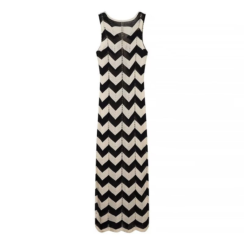 Robe maxi pour dames avec un élégant motif en zigzag et un laçage raffiné Chic und Stil