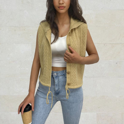 Dames gilet tricot avec capuche et joli motif en torsades Chic und Stil