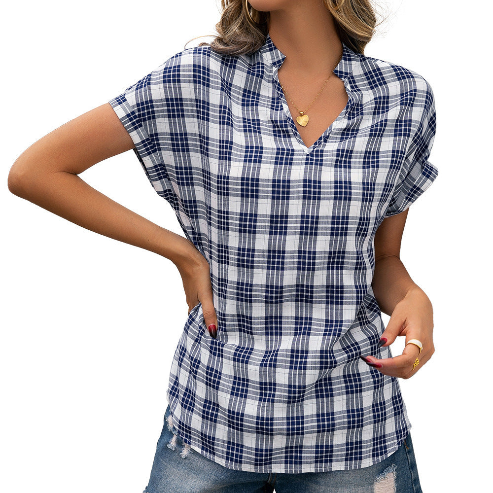 Blouse à manches courtes à carreaux pour femmes avec décolleté en V moderne et coupe décontractée Chic und Stil